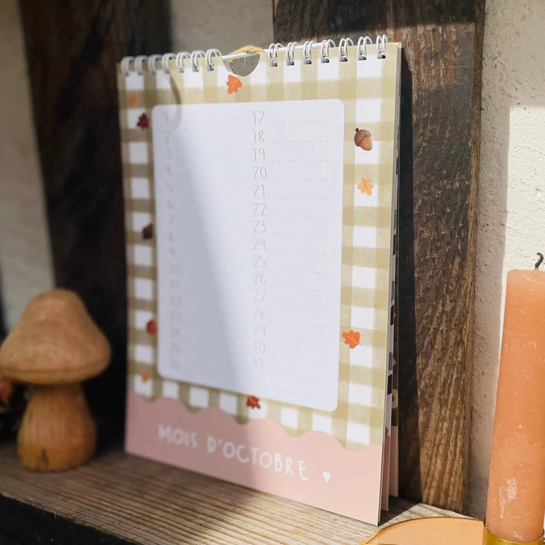 Photo d'une page du calendrier d'anniversaires Liberty de Papier Poetic