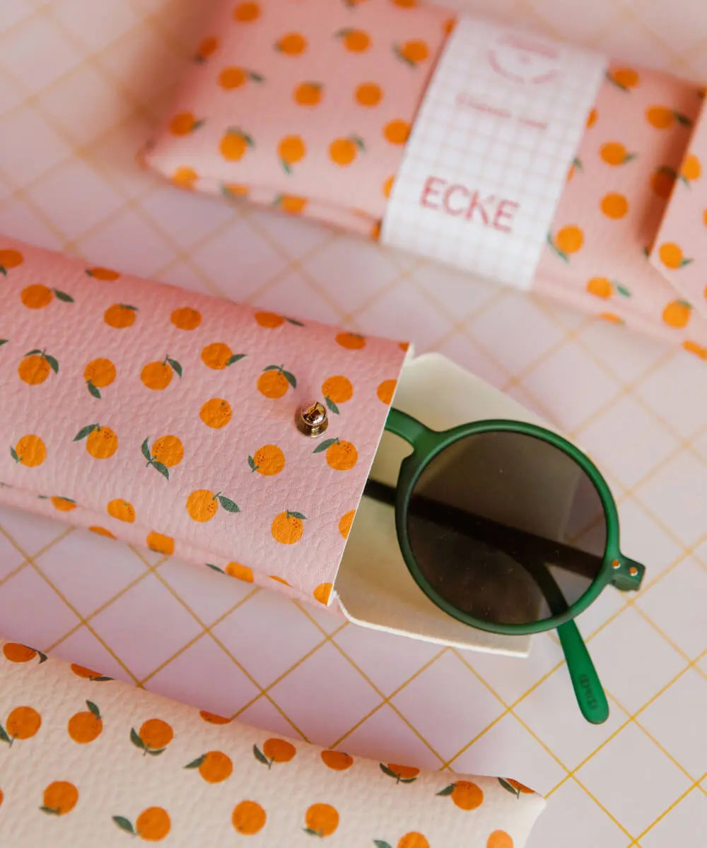 Détails de l'étui à lunettes Oranges de la marque Ecke