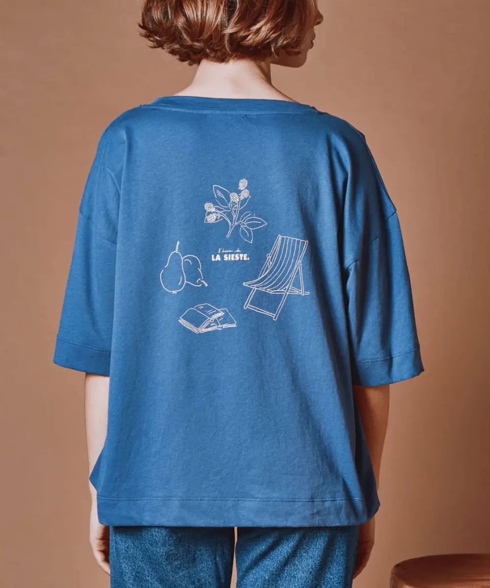 Photo portée et vue du dos du t-shirt Oversize "L'heure de la sieste"