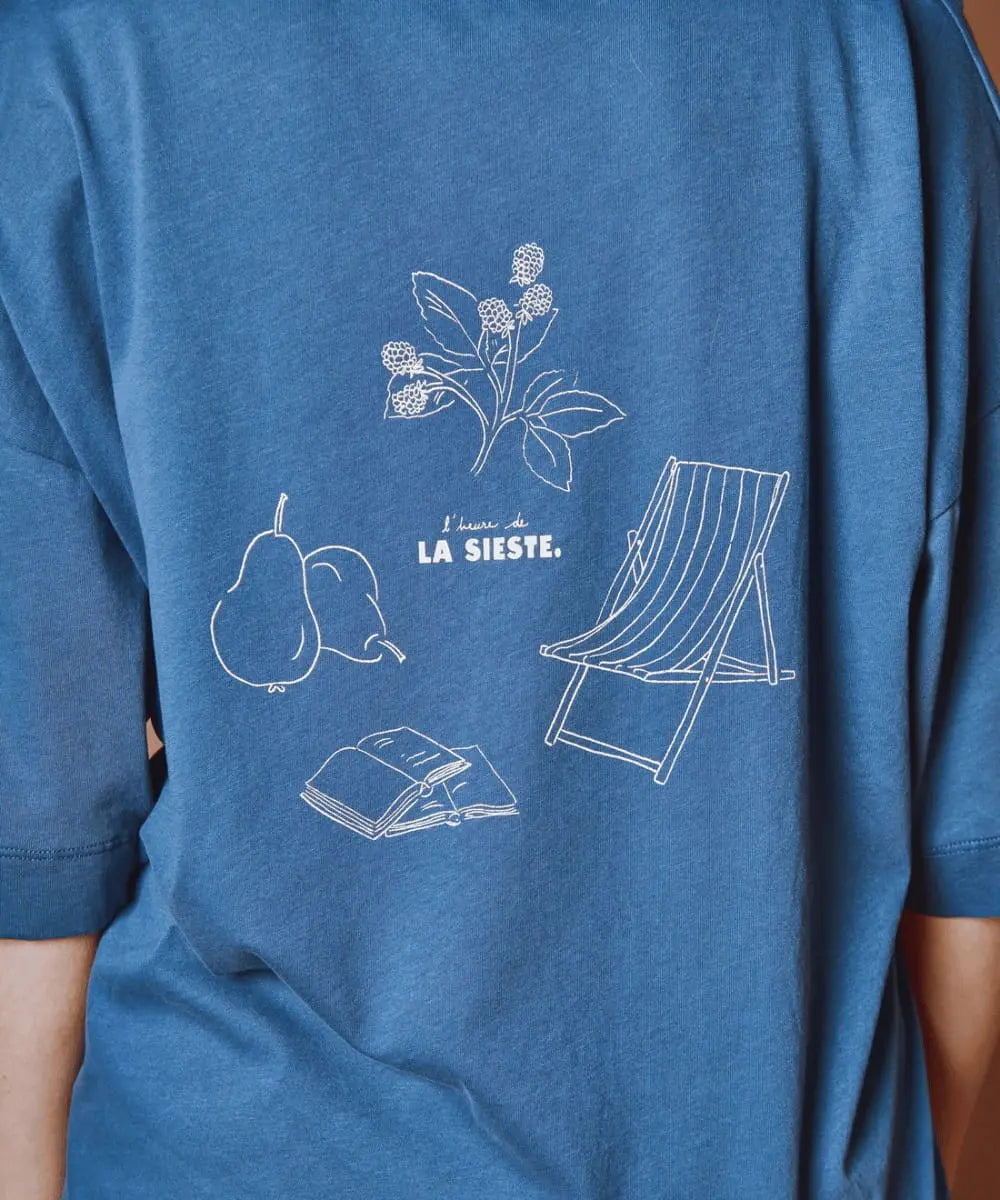 Photo zoomée présentant les détails des motifs imprimés sur le t-shirt La Sieste de Emile & Ida