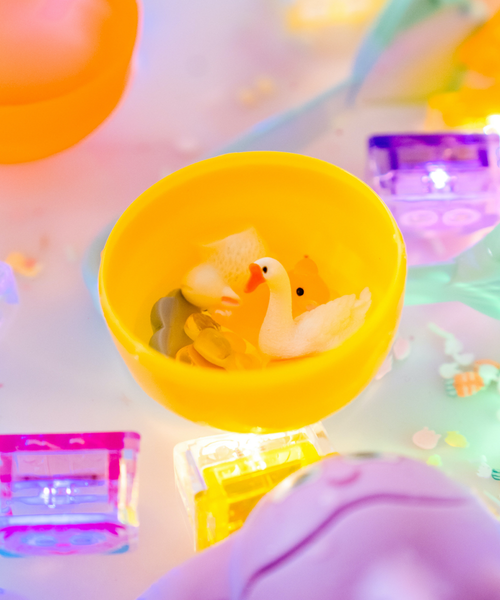 Accessoires Fun Fillers Ferme Glo Pals dans un jeu sensoriel lumineux
