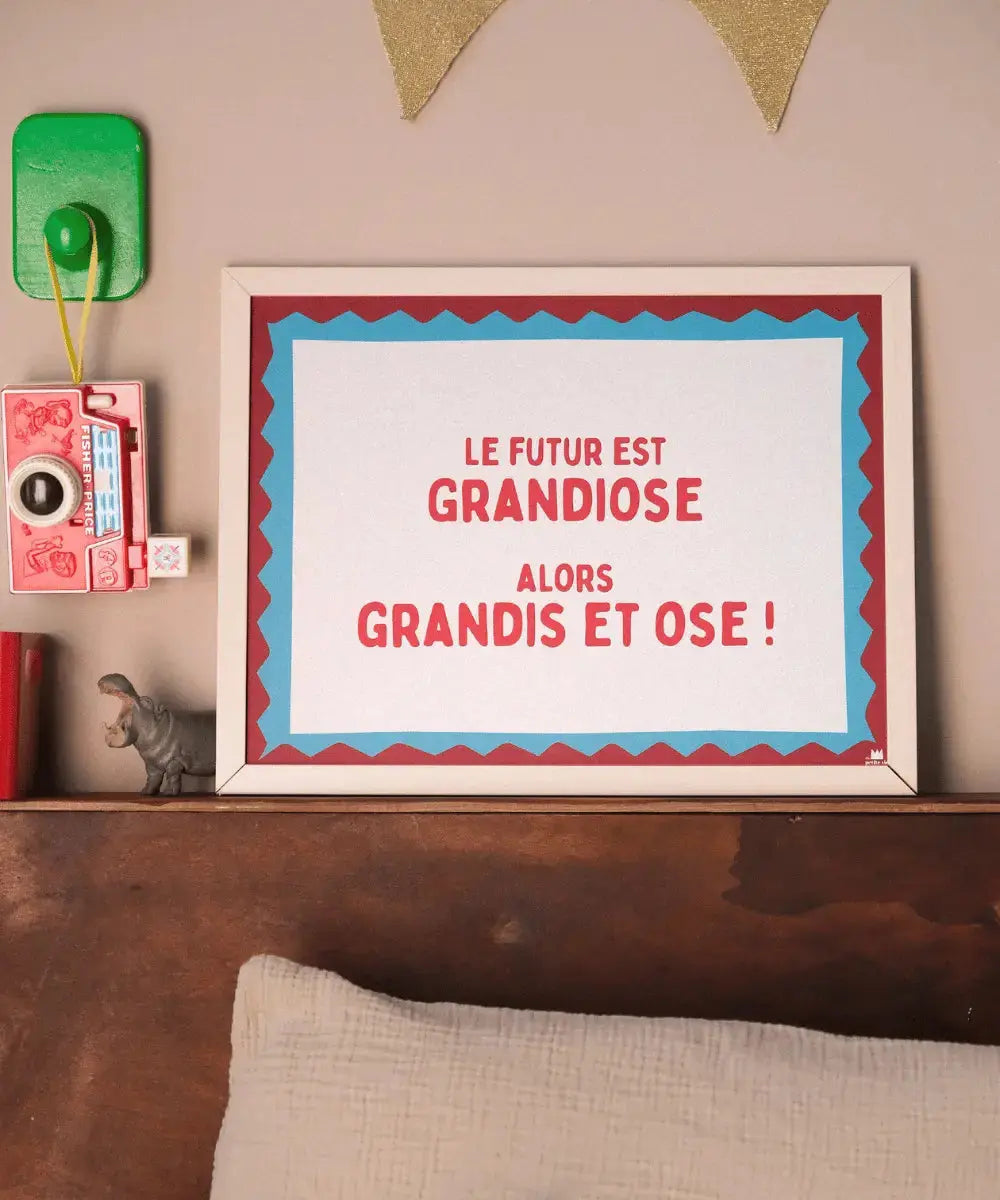 Affiche Grandiose de Ma Petite Vie en situation dans une chambre d'enfant