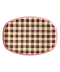 Assiette rectangulaire Check Me Out de Rice sur fond blanc