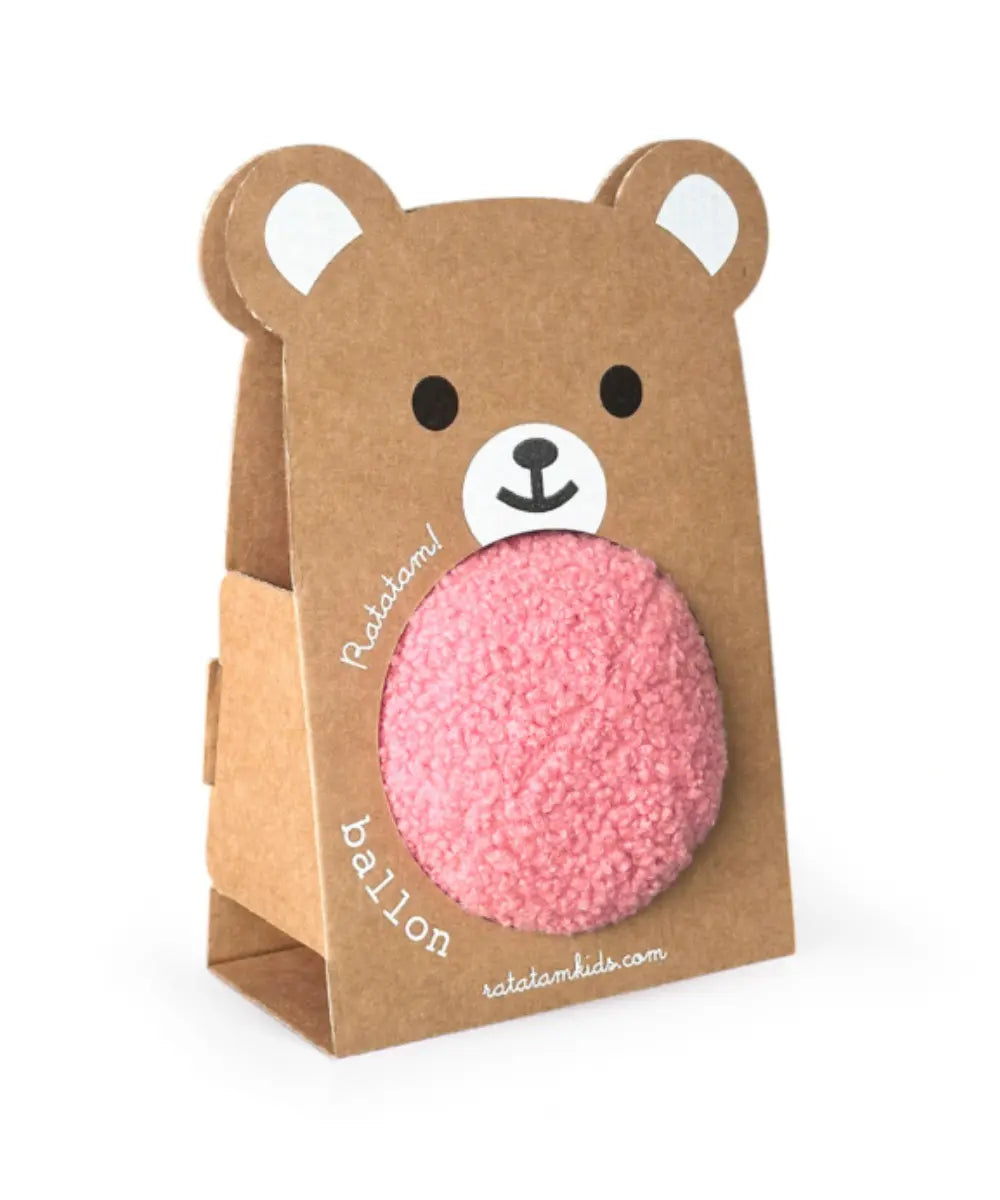 Ballon peluche Ourson rose de la marque Ratatam sur fond blanc