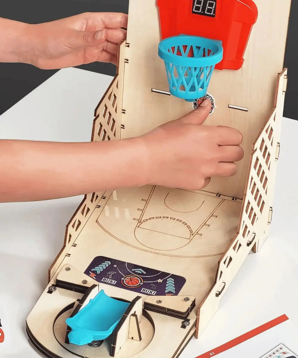 Détail du panier de basket-ball électronique de Buki