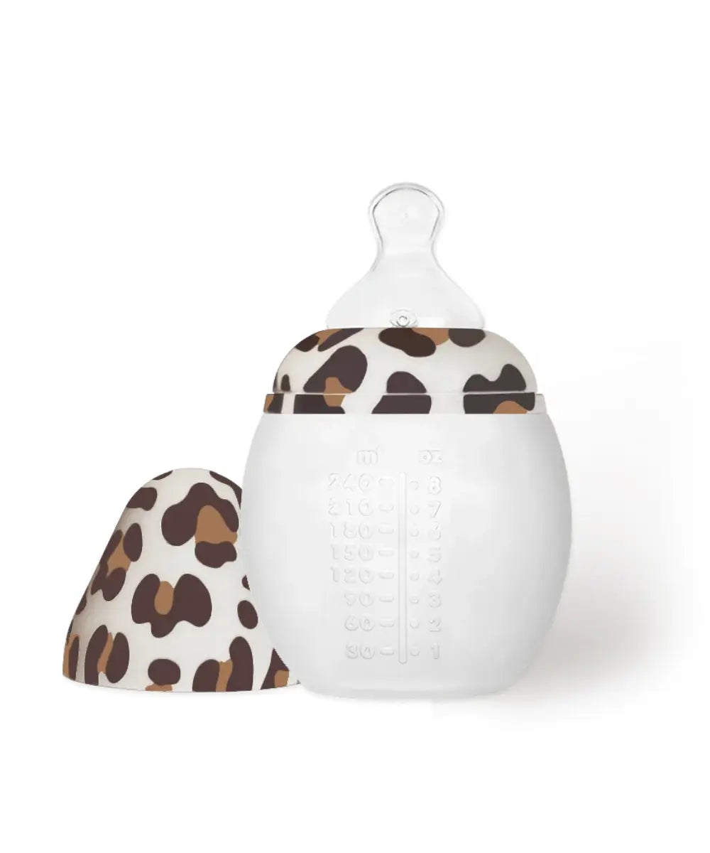 Biberon anti colique en silicone 240 ml elhee graouu motif leopard avec tetine debit moyen.