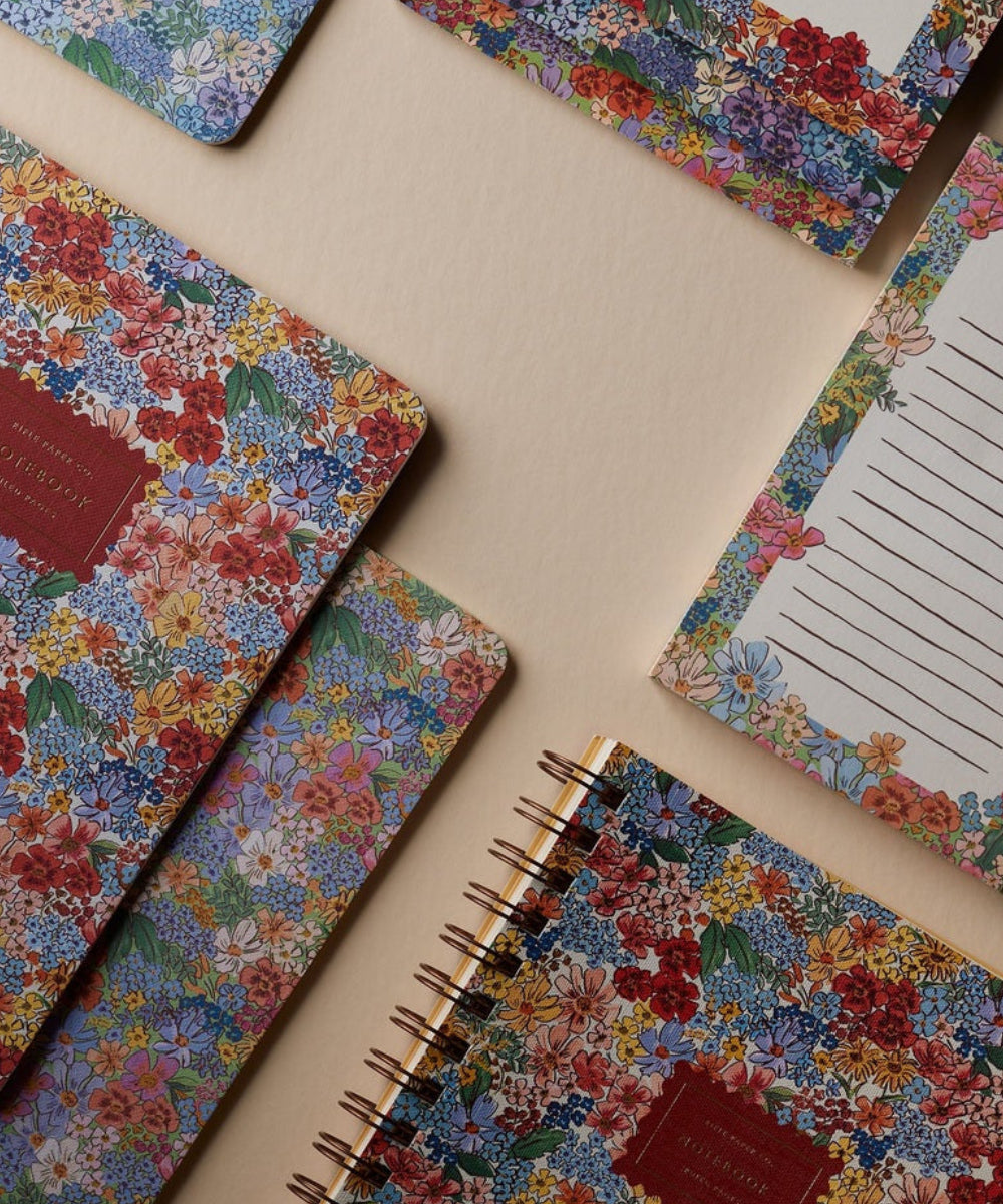 Bloc-notes Mimi de 75 feuillets détachables de Rifle Paper Co.