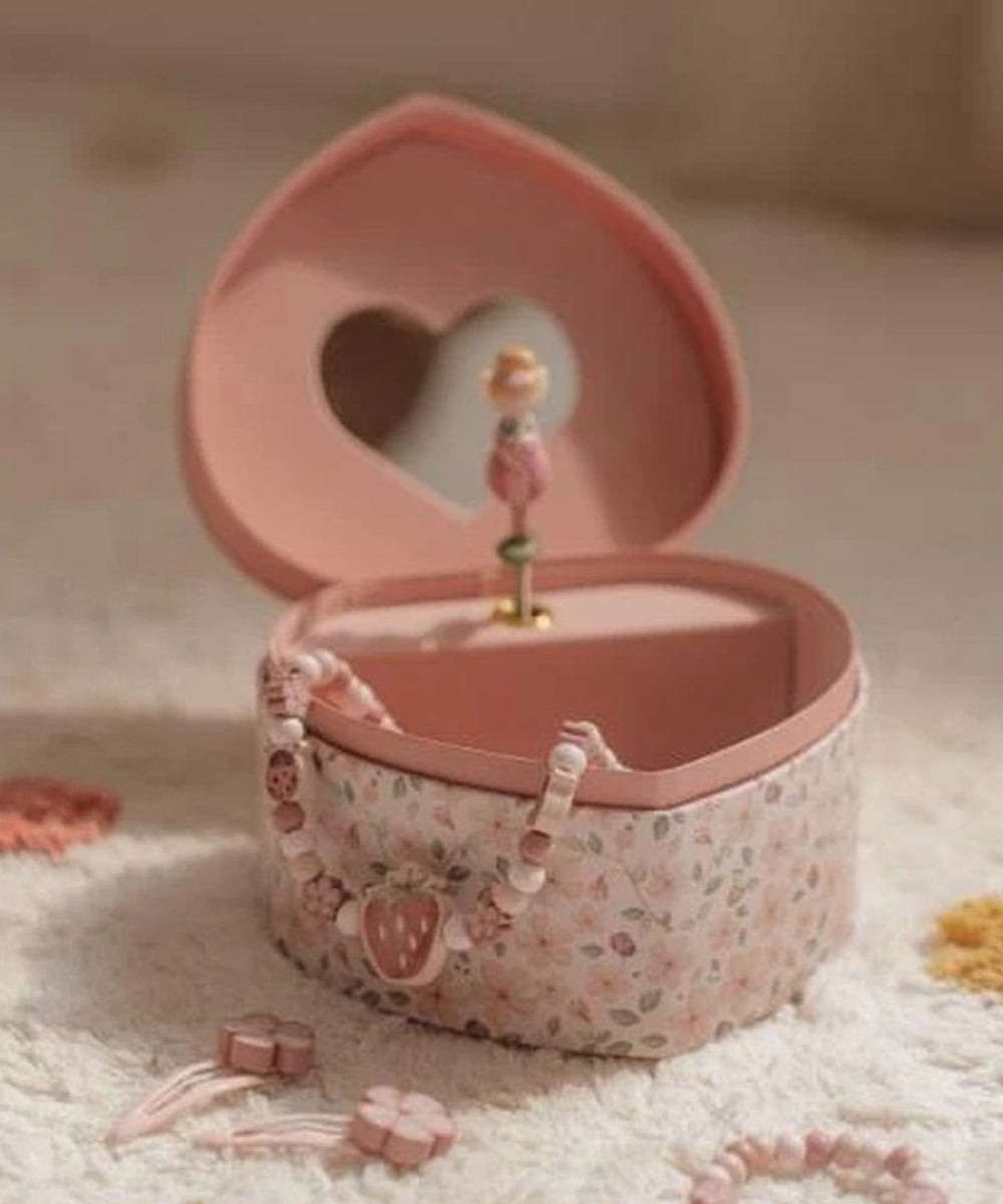 Boîte à bijoux musicale coeur de la marque Little Dutch, sur fond blanc