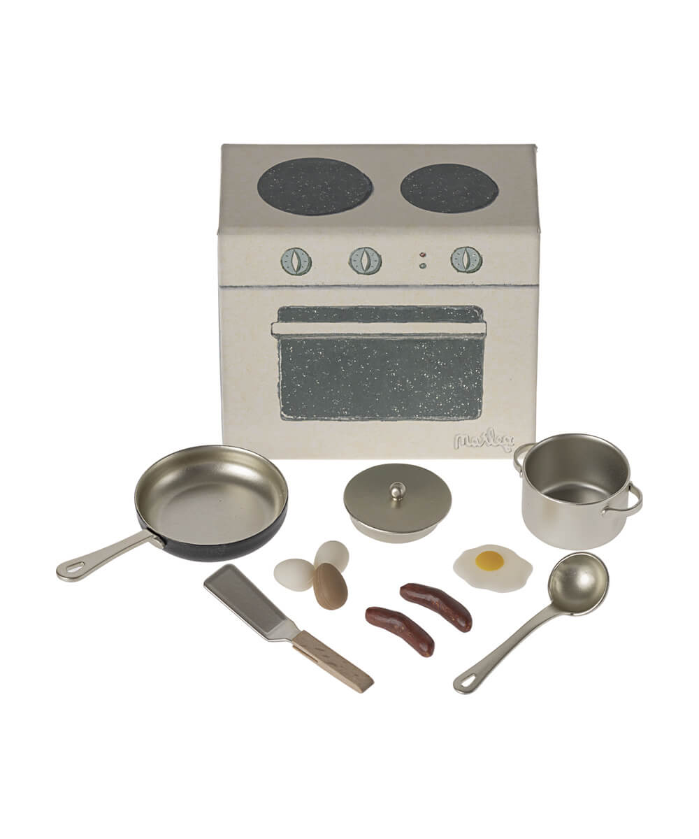 Boîte Cuisine et Accessoires pour Souris de la marque Maileg, sur fond blanc