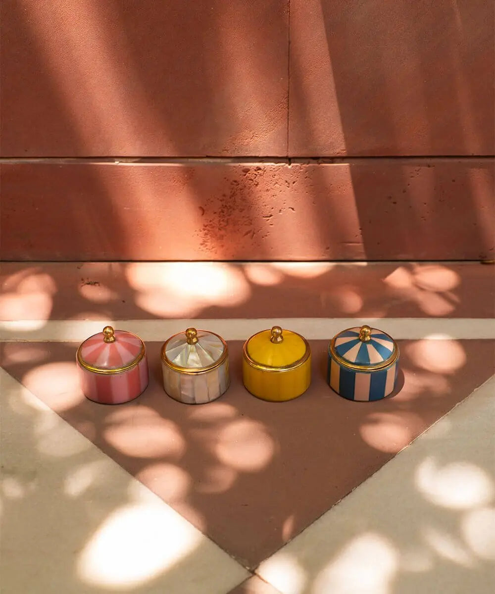 Boîte de Cirque Bailey Petite Bleue Doing Goods en situation