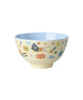 Petit bol en mélamine motif Héros bleu de la marque Rice sur un fond blanc