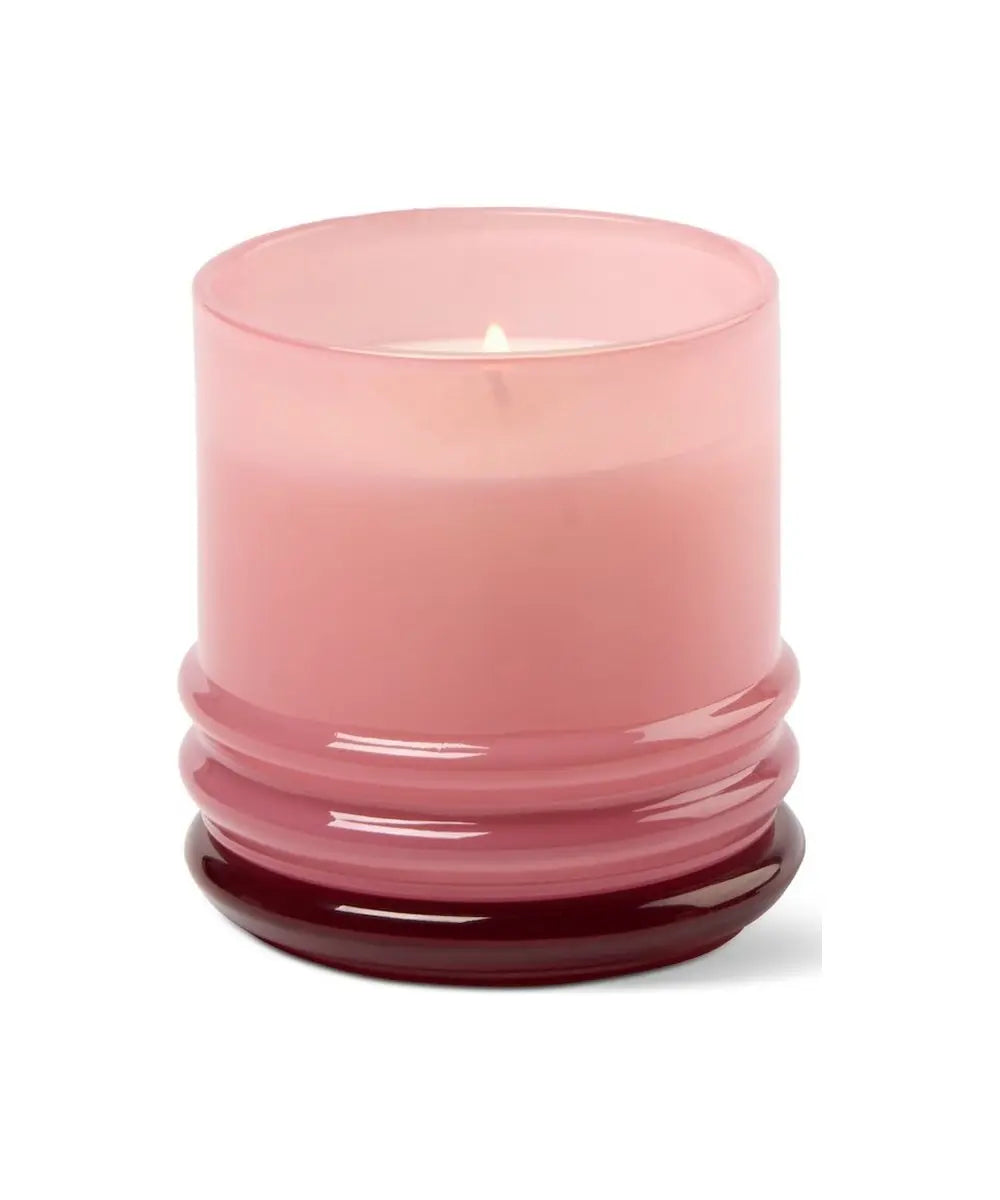 Bougie Stacked Saffron Rose Paddywax vu de face sur fond blanc