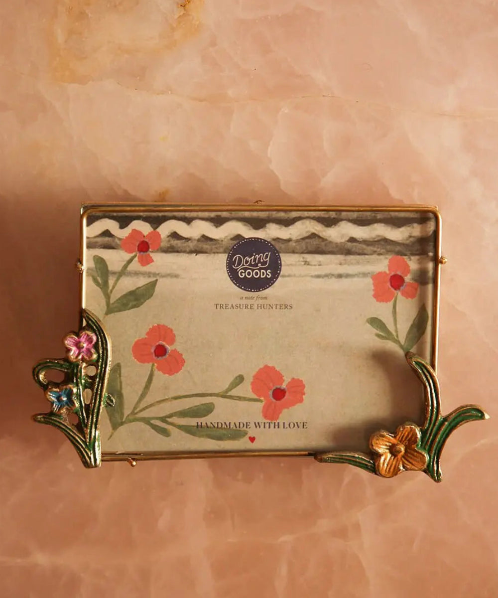 Cadre Ivy Grand Doing Goods en situation