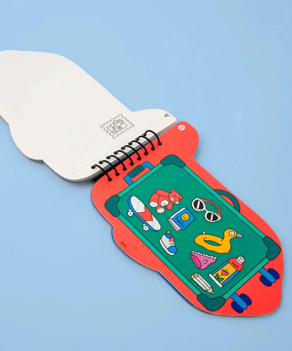 Photo d'une planche de stickers du carnet d'activités Vroom d'OMY