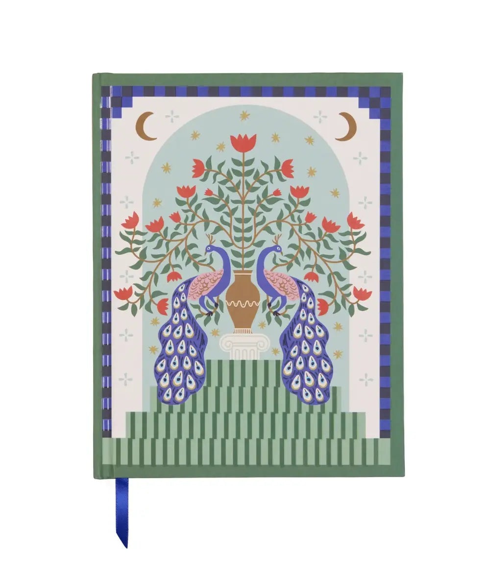 Carnet a couverture rigide illustre de paons adapo avec marque page en tissu.