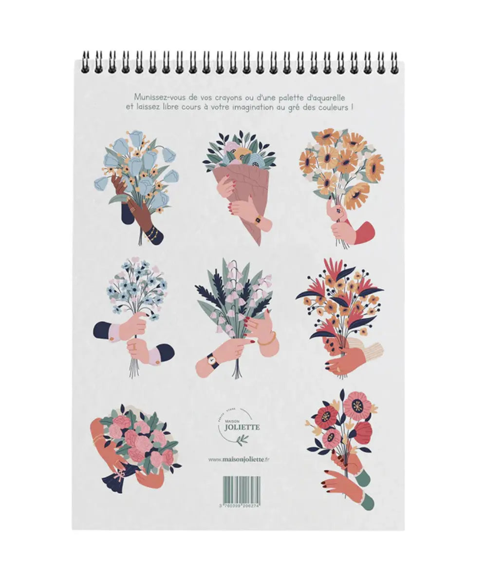 Carnet de coloriage format A4 de la marque Maison Joliette avec motifs fleurs sur papier épais texturé.