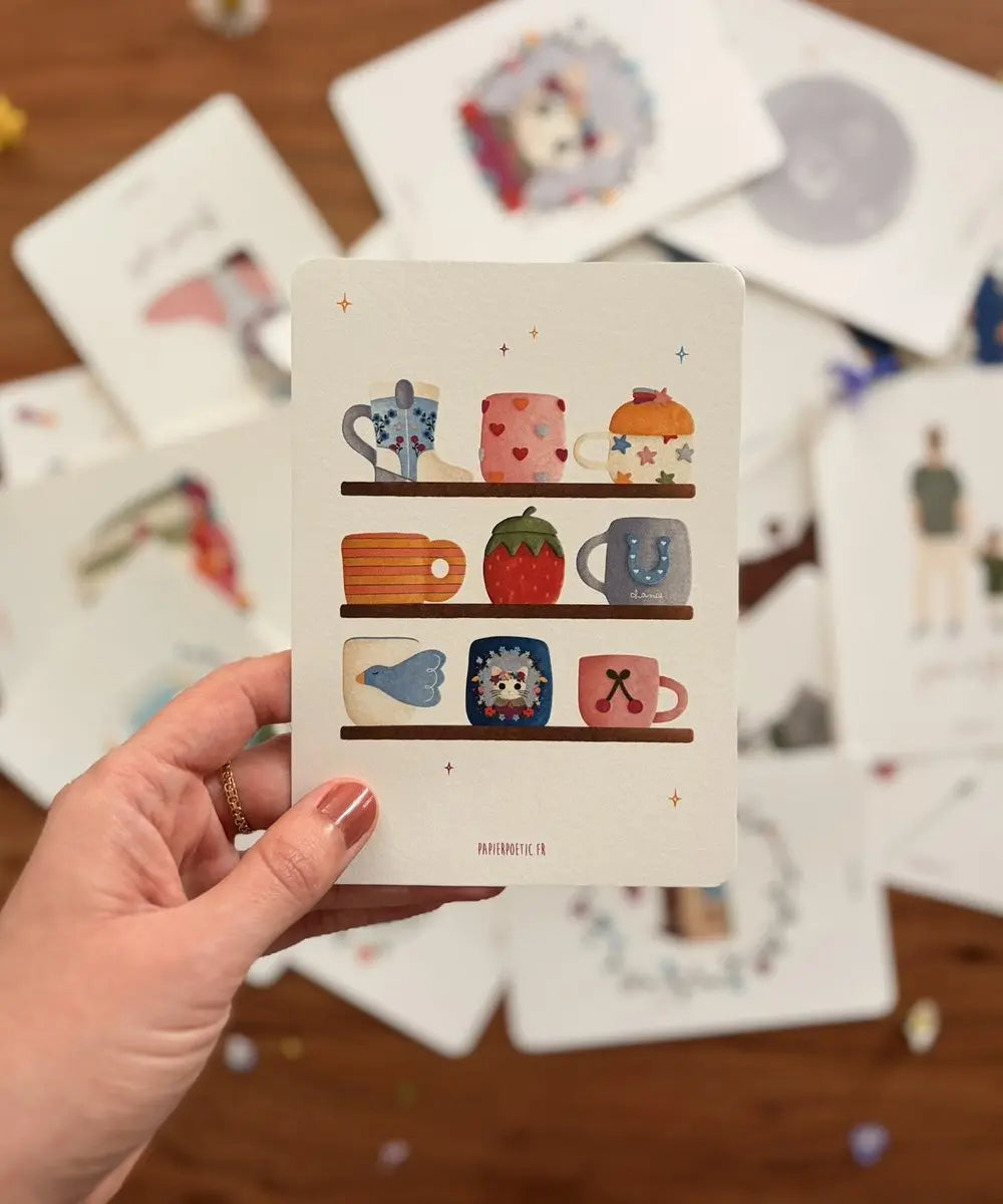 Carte Postale "Etagère de mugs" | Papier Poetic - Carte Postale Etagère de mugs de la marque française Papier Poetic
