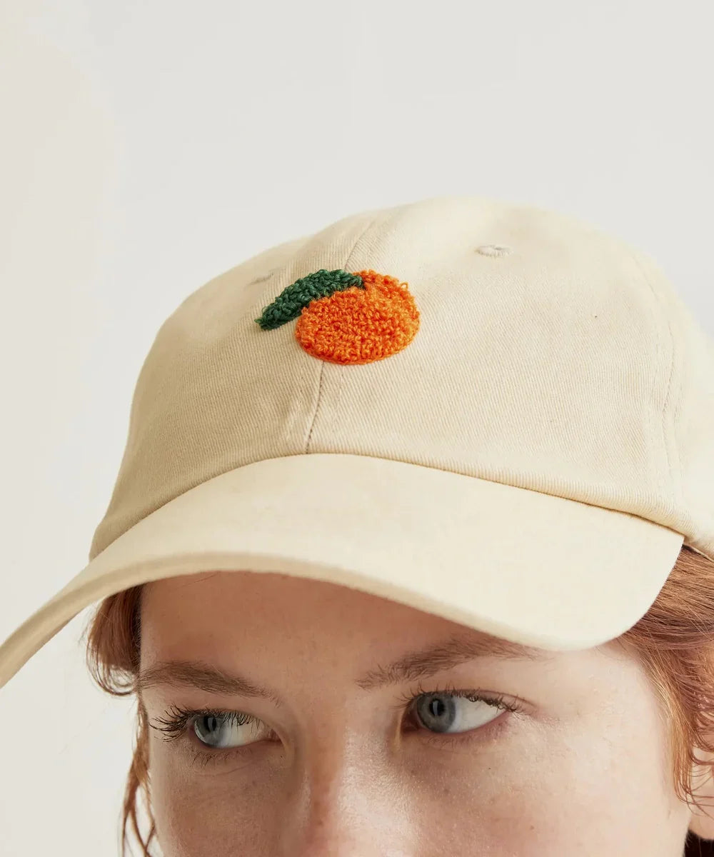 Casquette camel broderie orange de Compañía Fantástica