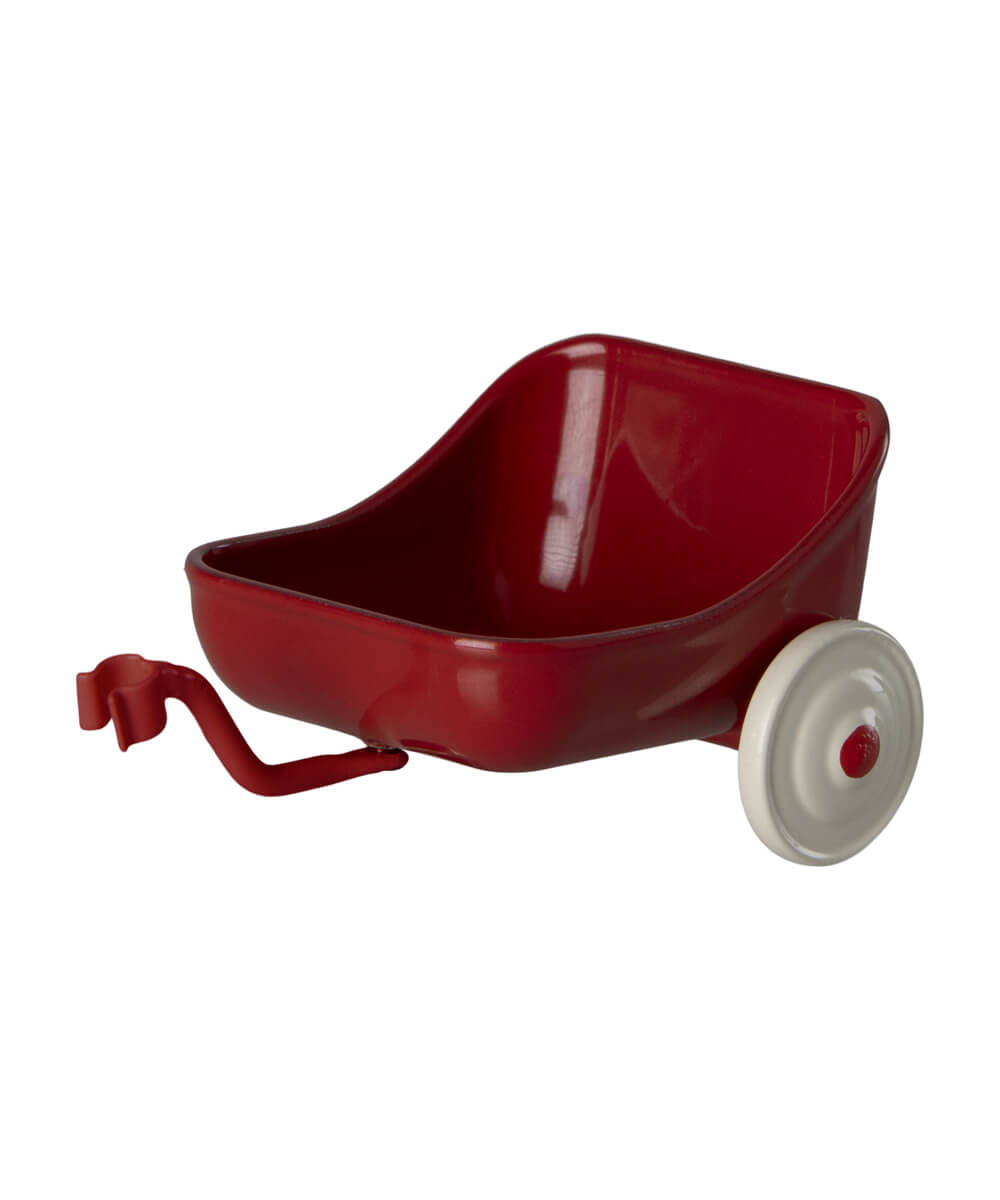 Chariot pour tricycle rouge Maileg, vue produit sur fond blanc