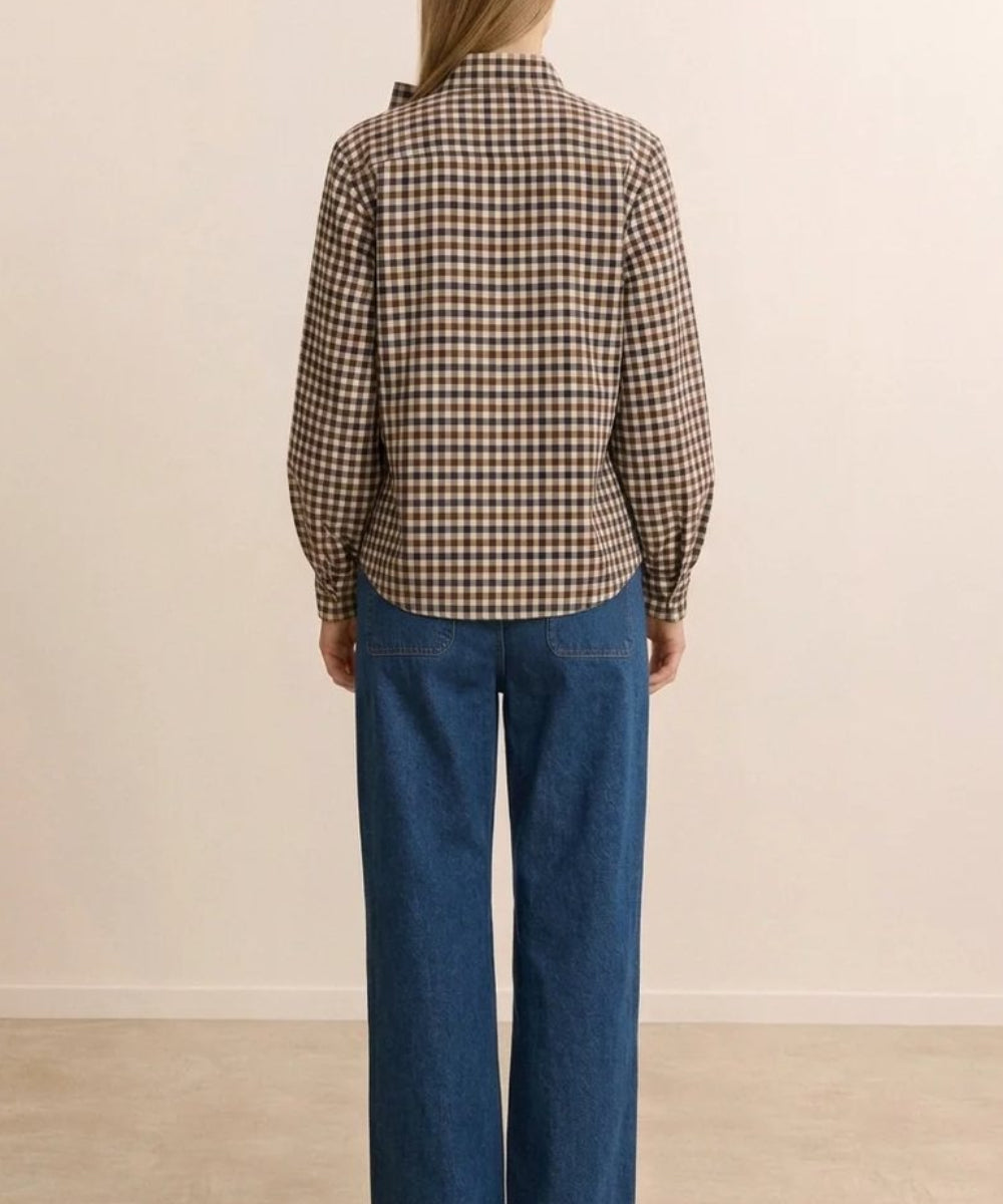 Dos de la chemise à carreaux Désirée Marine Garance Paris