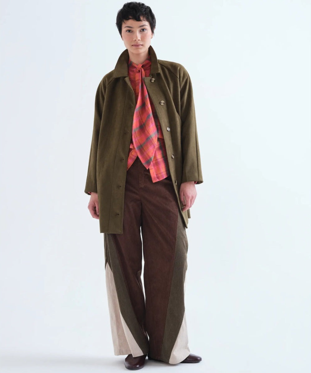 Chemise à carreaux rouges avec lavallière de Compañía Fantástica