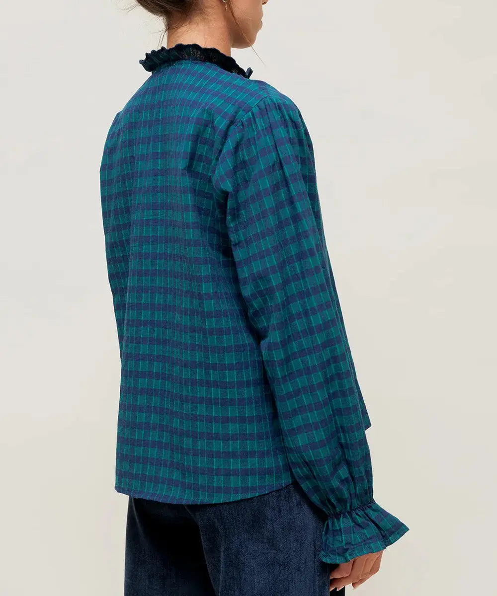 Chemise a carreaux vert Helyssa Emilie Karston avec grand col retro brode et festonne