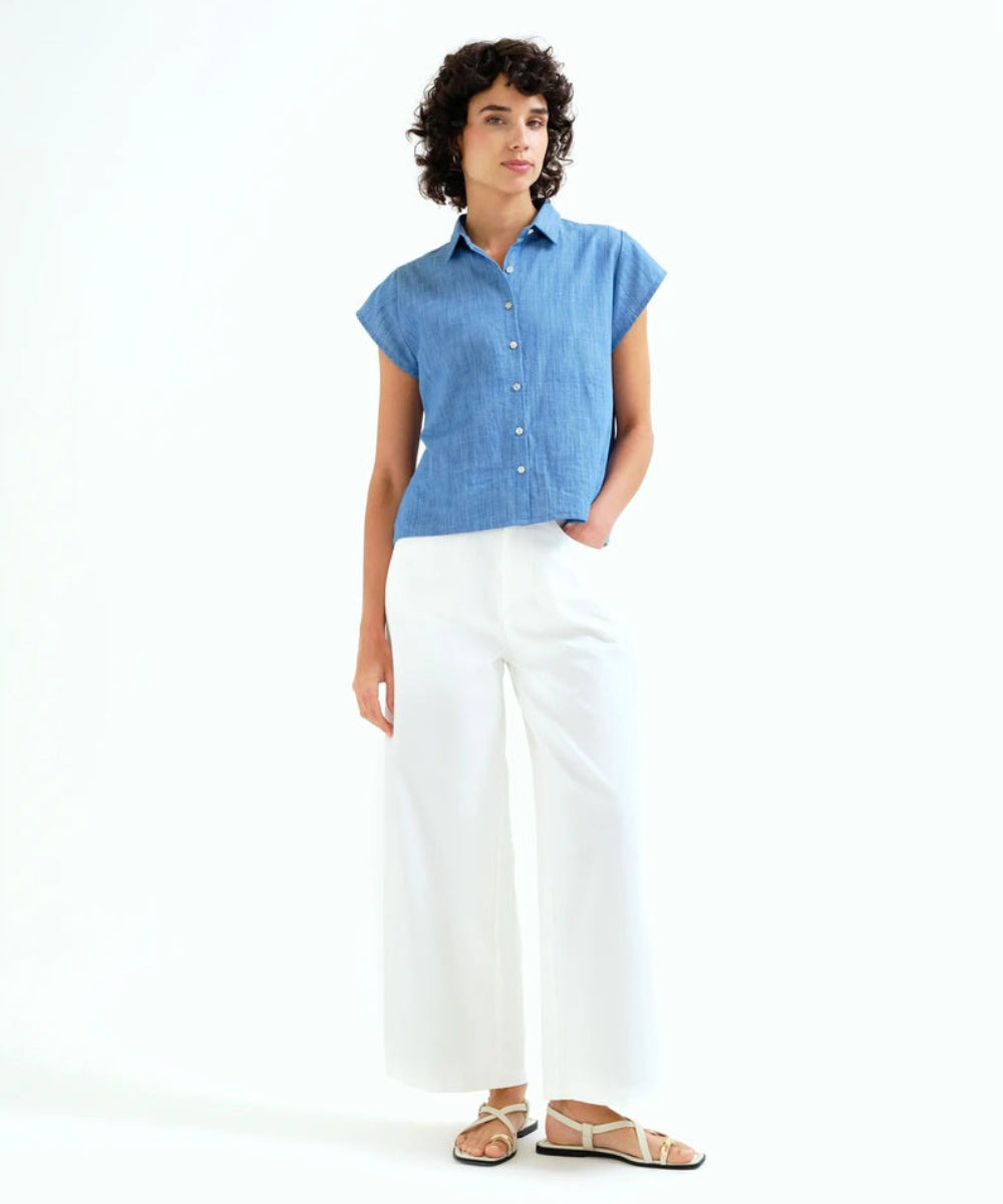 Chemise chambray bleu clair manches courtes de Compañía Fantástica