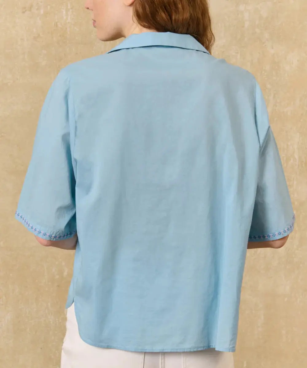 Chemise brodée Emilius de la marque Louise Misha vue de dos