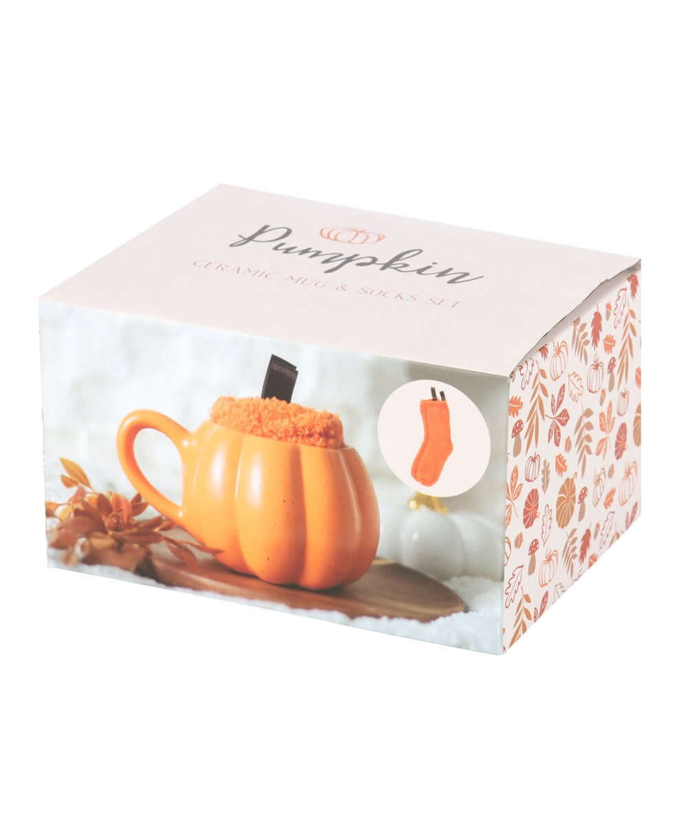 Coffret mug citrouille et chaussettes sélection Merci Léonie, dans son coffret illustré