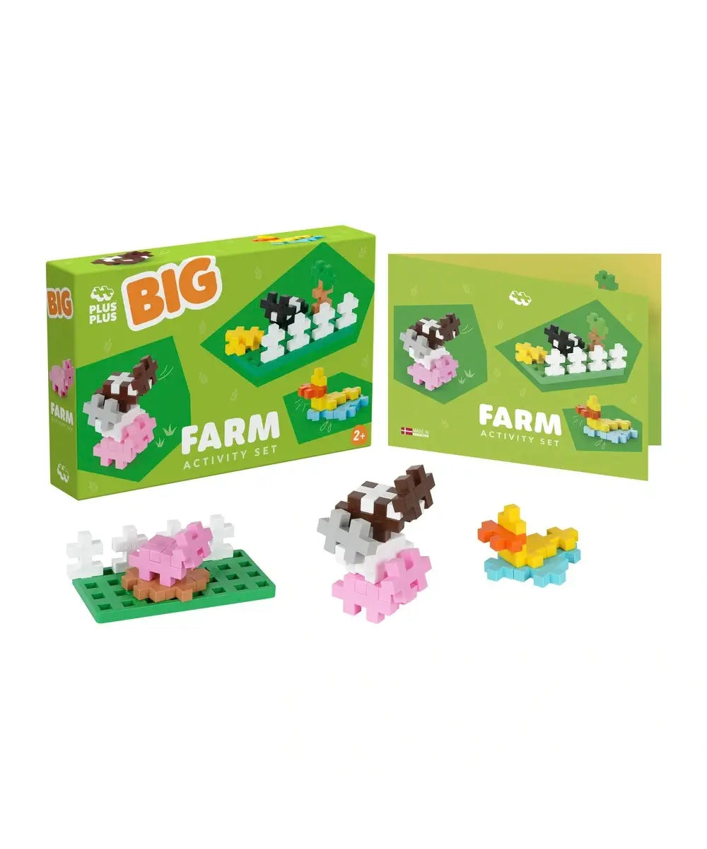 Set de construction plus-plus big la ferme avec 40 pieces base verte et animaux en briques.