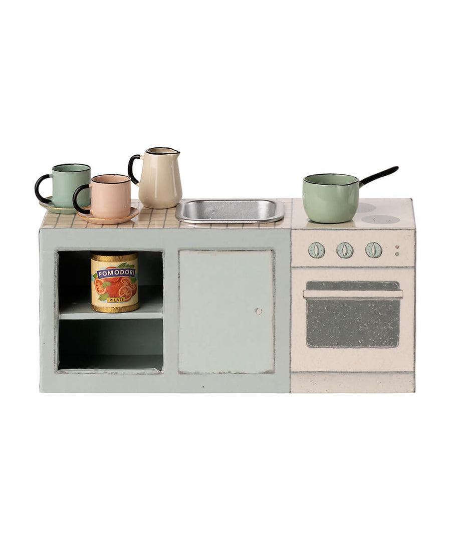 Comptoir de Cuisine pour Souris de la marque Maileg, sur fond blanc