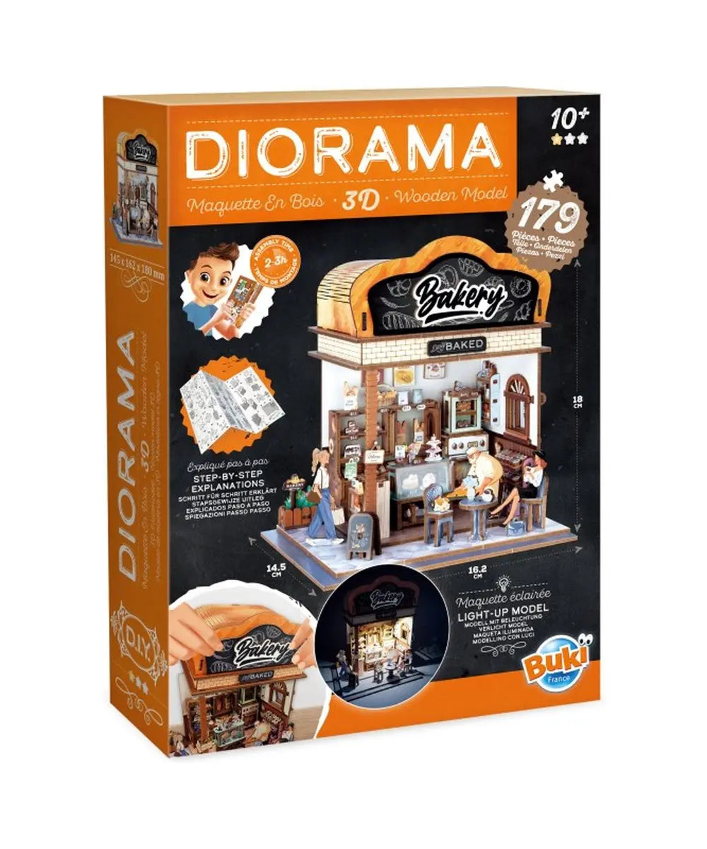 Diorama boulangerie Buki vu de face sur fond clair