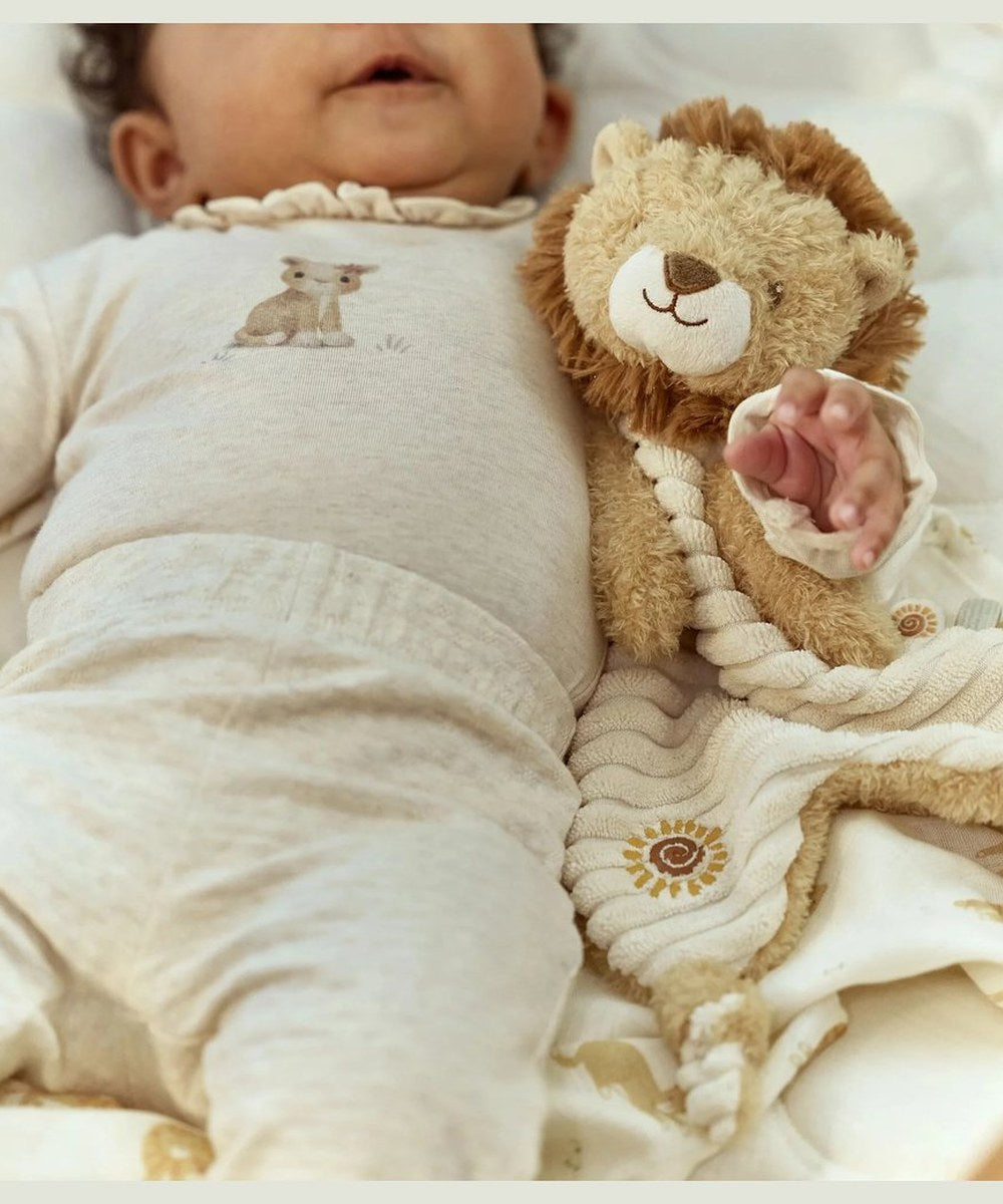 Vue complémentaire de Doudou Lion - Safari Friends de la marque Little Dutch