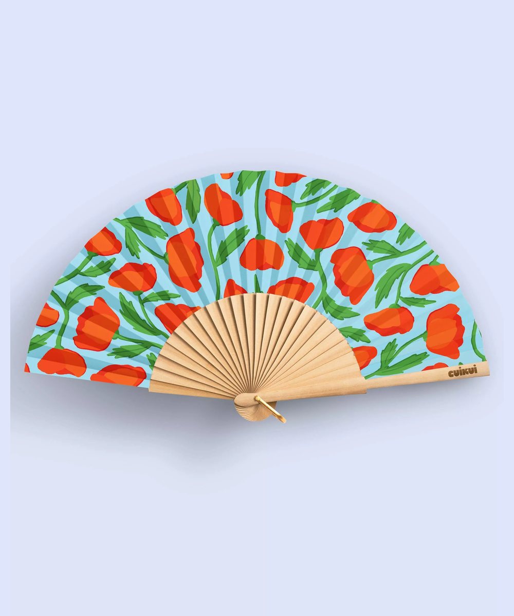 Éventail Cuikui motif Poppies coquelicots rouges sur fond bleu aqua, manche en bois, déplié 42 cm.