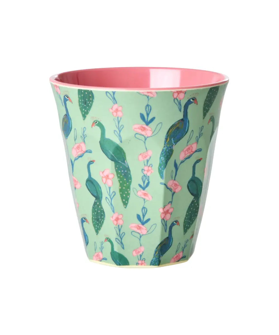 Gobelet en mélamine motif Paon de la marque danoise Rice
