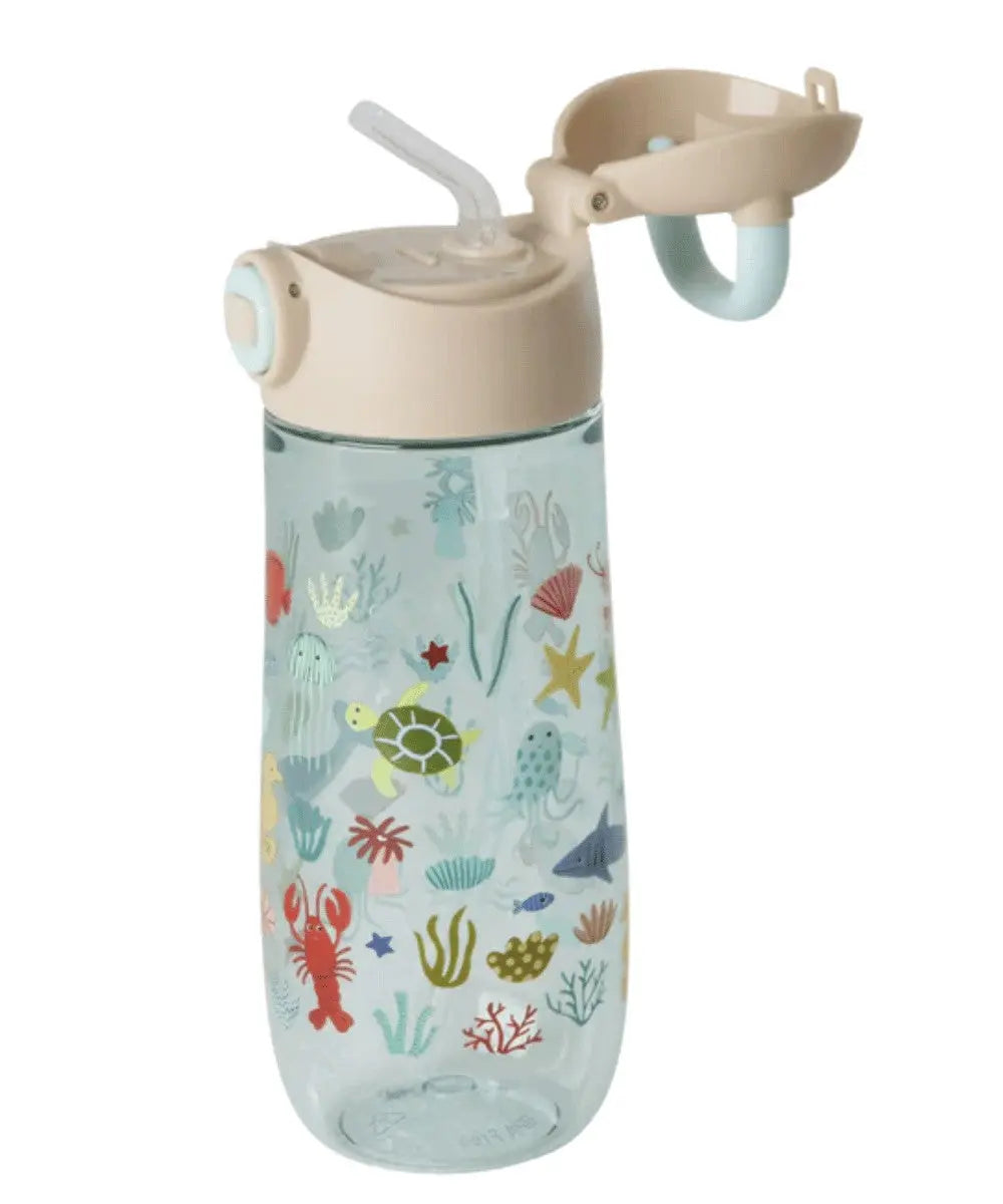 Gourde pour enfants motif Océan Bleu de la marque Rice ouverte avec un zoom sur sa paille