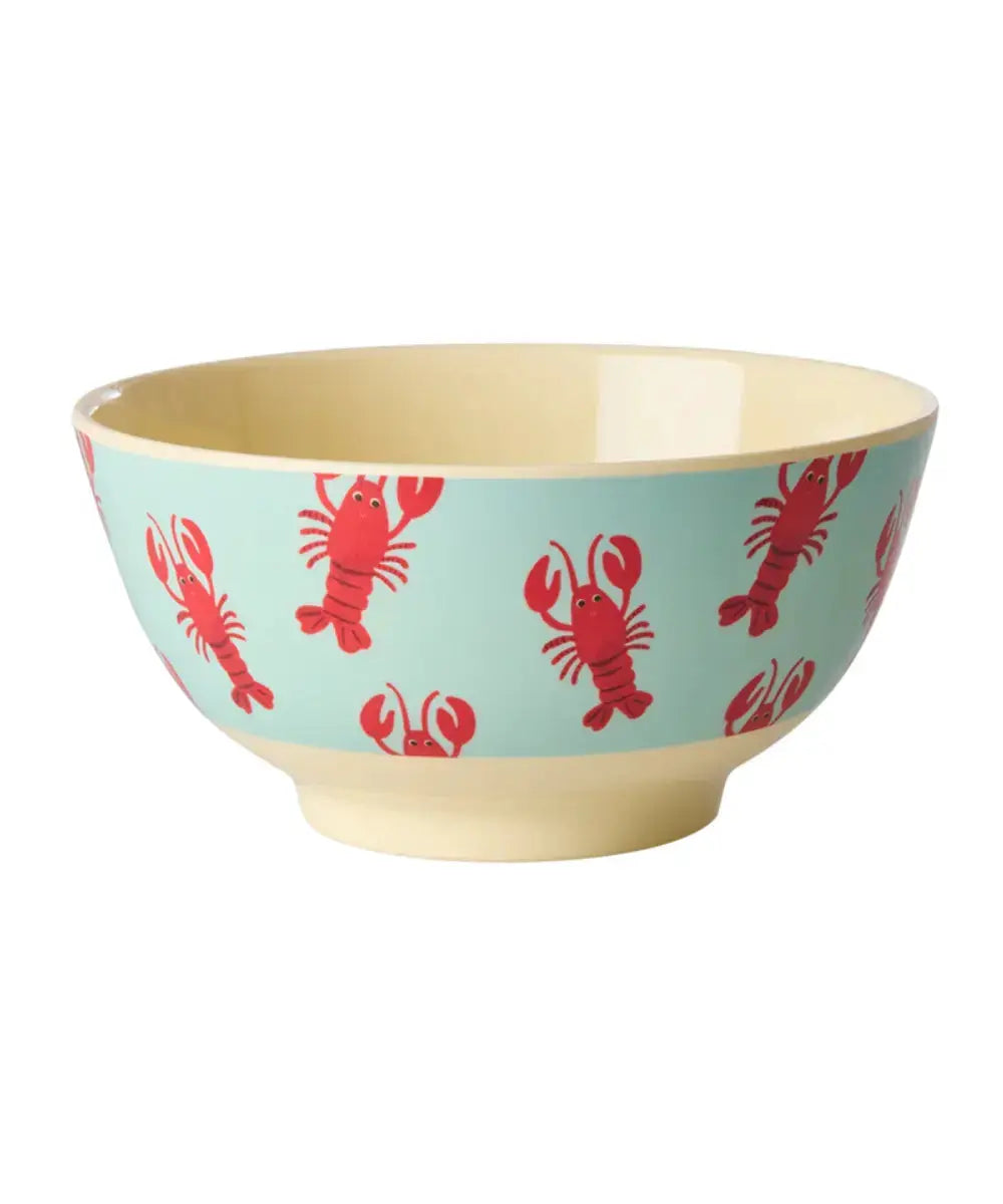 Grand bol en mélamine Homard de la marque Rice sur un fond blanc