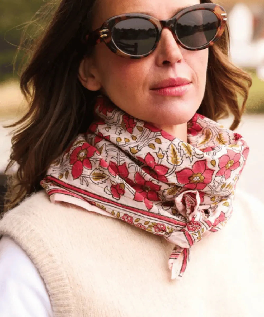 Grand foulard en coton Pink lurex imprimé artisanalement en Inde par la marque So Family