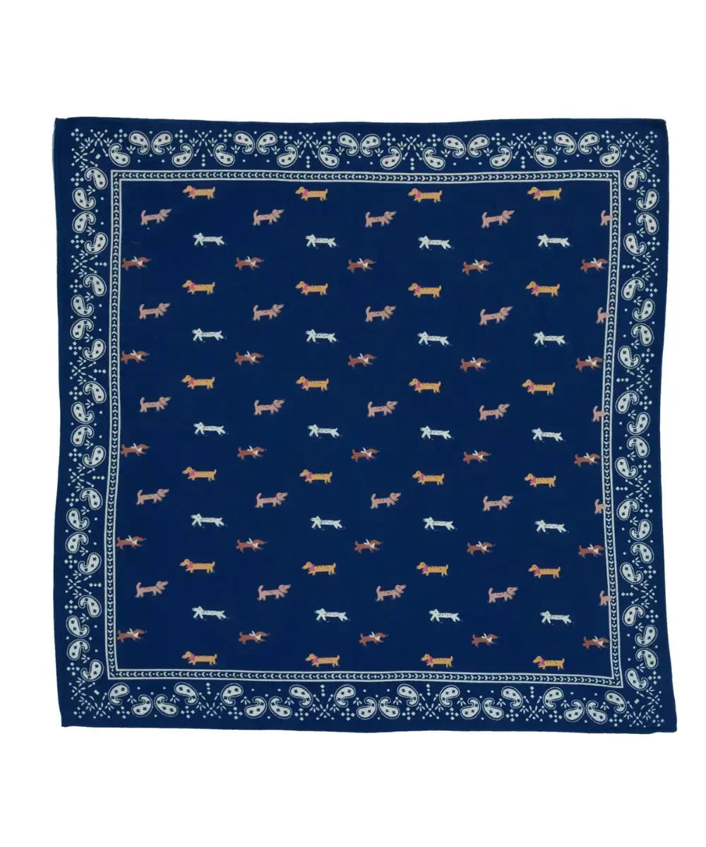 Photo présentant le détail du motif Teckel Indigo de Bonheur du Jour