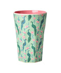 Grand Gobelet Peacock Power Melamine de la marque Rice sur fond blanc