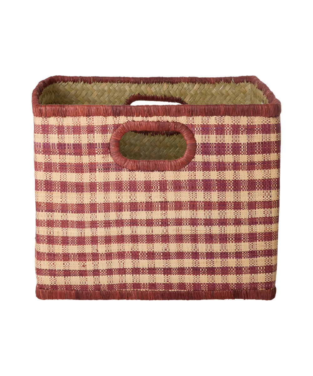 Grand panier carré en raphia Vichy brun de Rice sur fond blanc