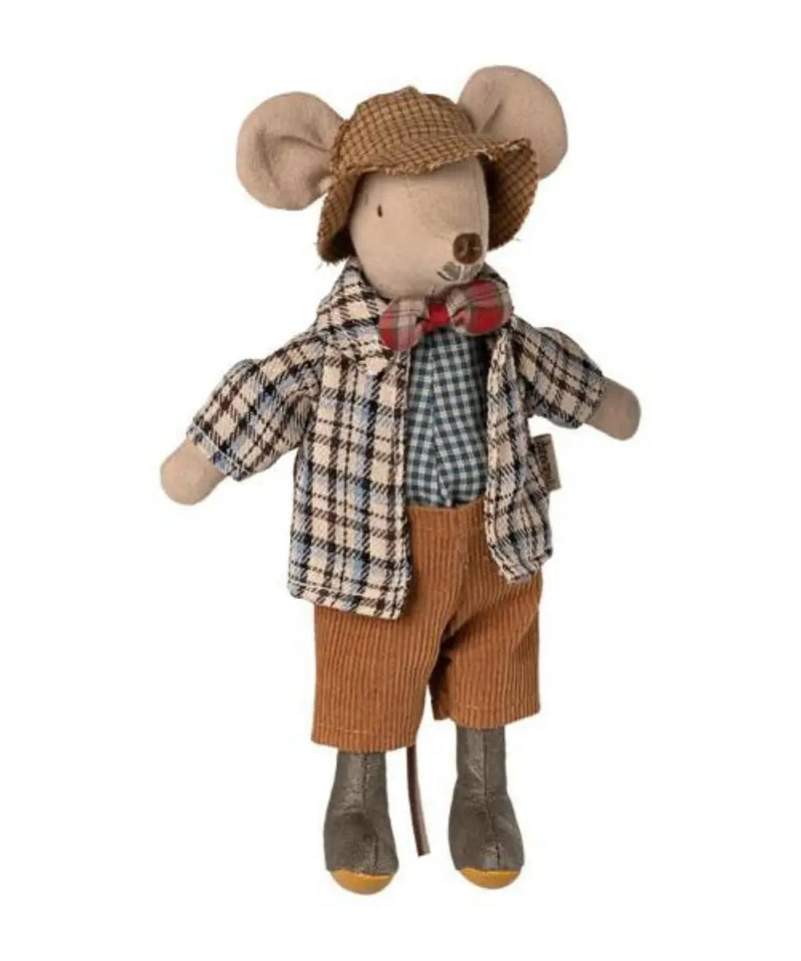 Grand père souris Maileg sur fond blanc