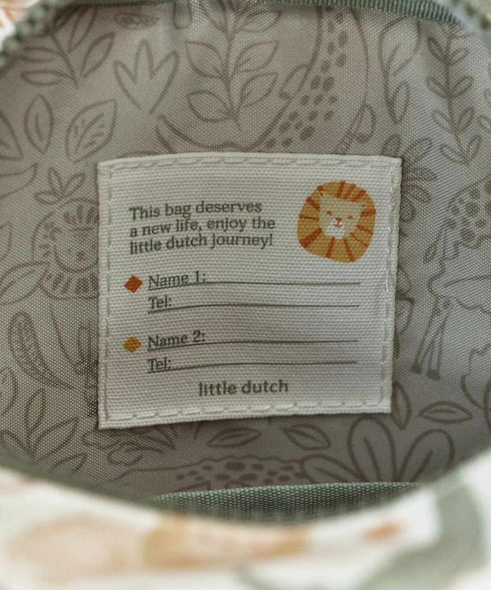 Étiquette porte-nom à l’intérieur du sac à dos Safari Friends