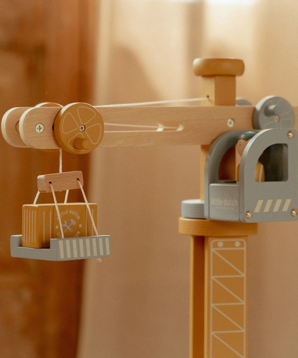 Grue de chantier et circuit de train en bois | Little Dutch — vue 4