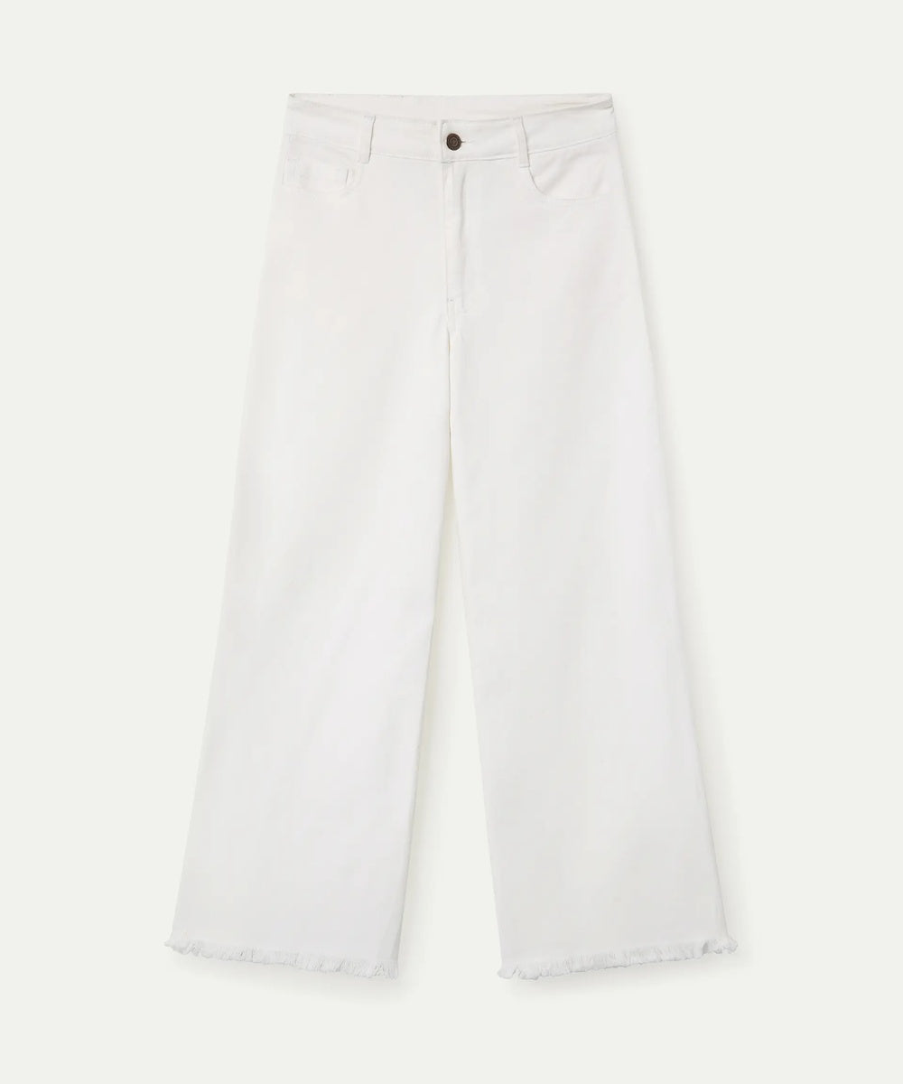 Jean blanc bas raw-cut de Compañía Fantástica