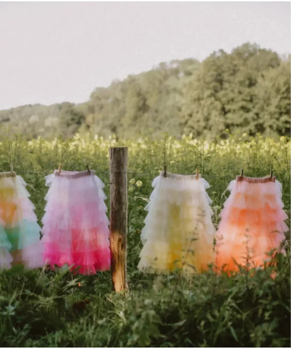 Jupe froufrous Orange de Ratatam en situation