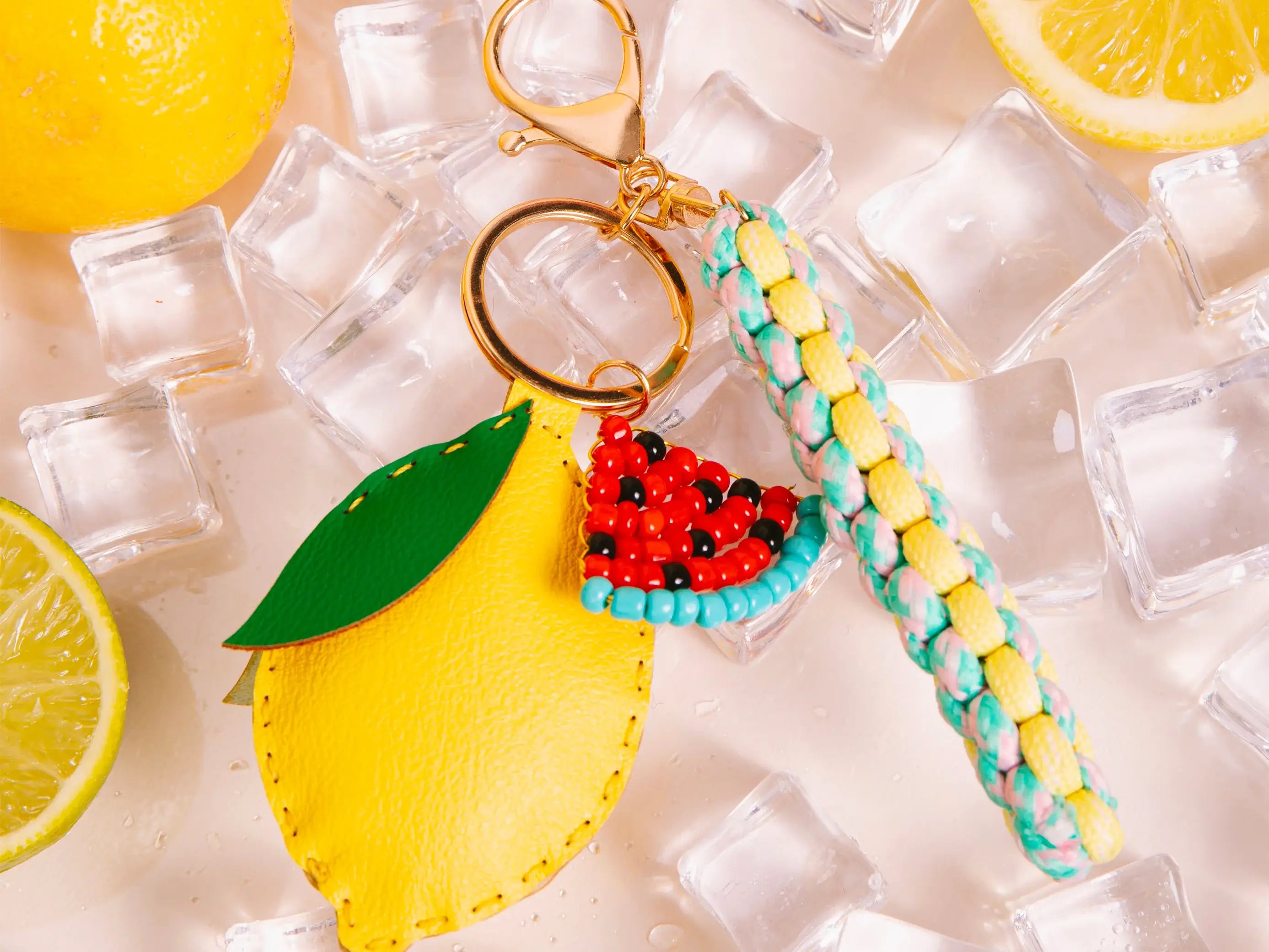 Contenu du kit canette Pshiiit Lemonade pour bag charm citron