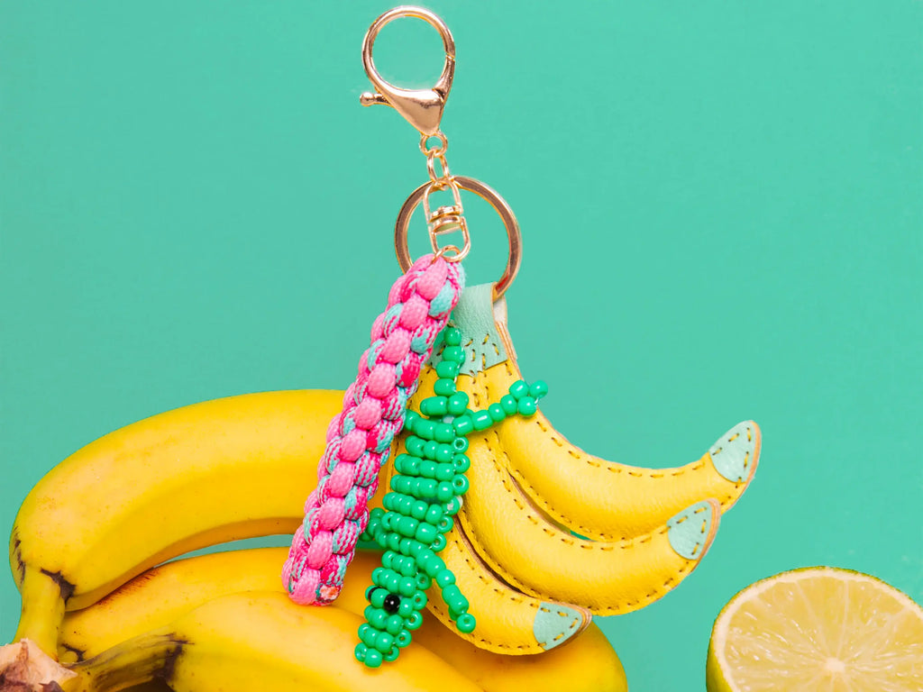 Bag charm banane Tropical Juice réalisé avec le kit Pshiiit