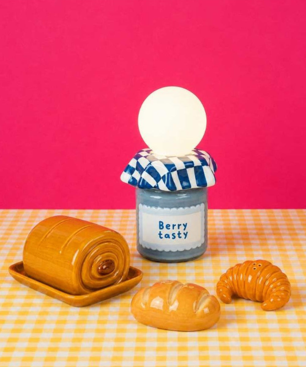 Lampe confiture Berry Tasty mise en scène dans un intérieur