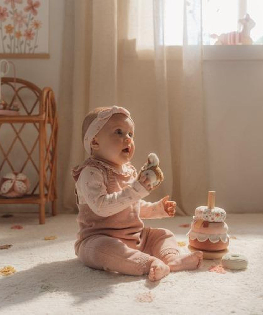 Pyramide faon Fairy Garden dans une chambre d’enfant
